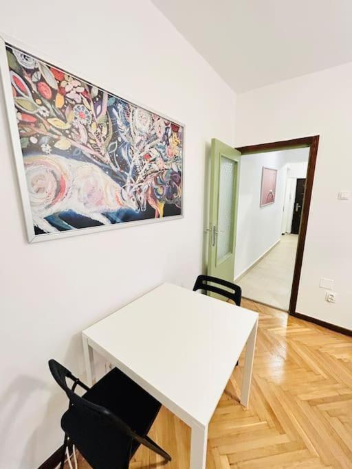 Cosy Apartment #12Lunipebega Timişoara Eksteriør bilde